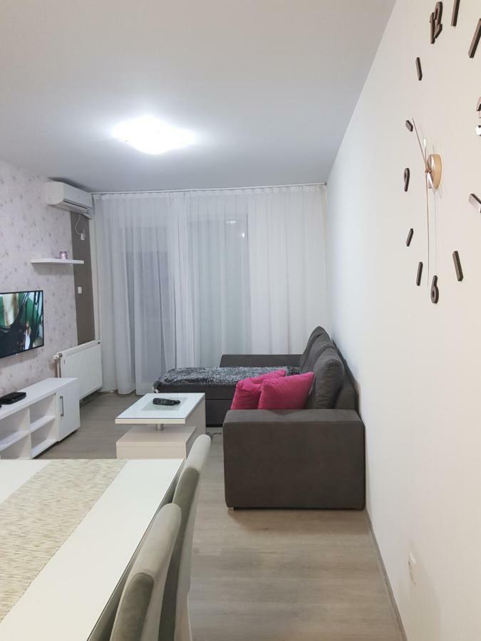 Apartment Gea 18 Нови-Сад Экстерьер фото